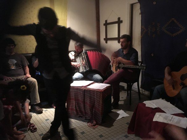 Dirdira Dar Dar. Photo PL www.philiki.org